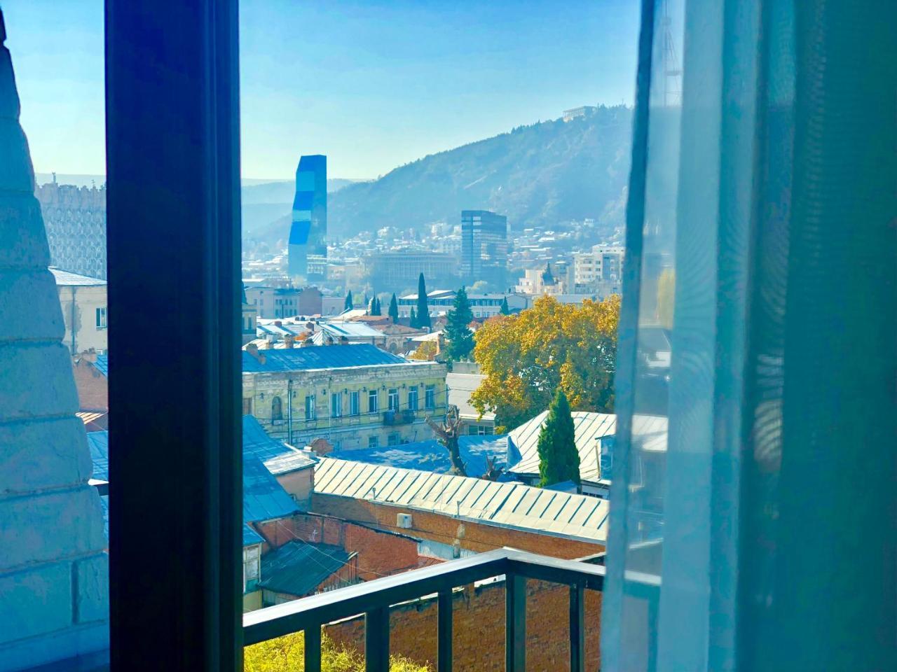Tbili Hotel Tbilisi Exterior photo