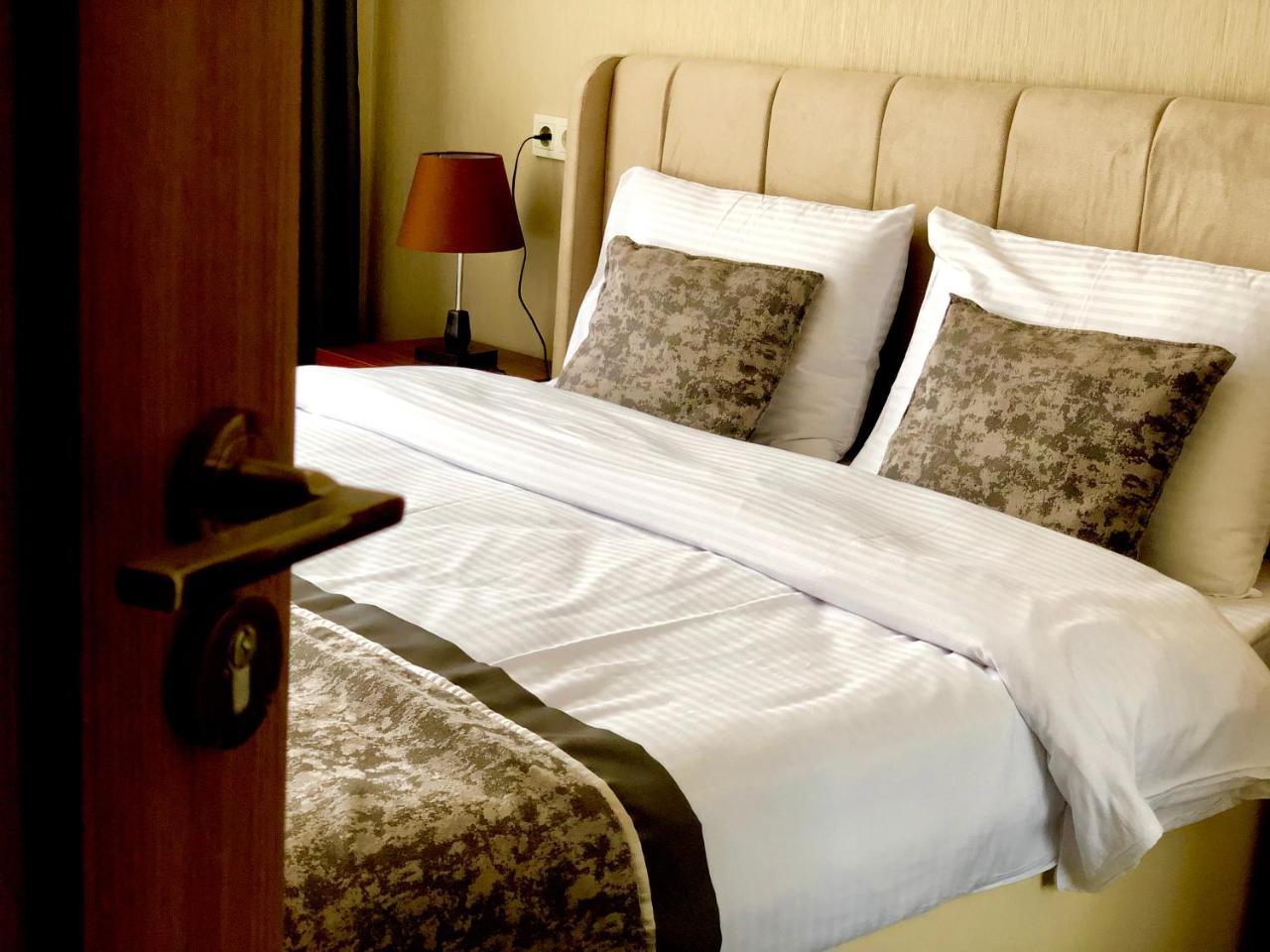 Tbili Hotel Tbilisi Room photo